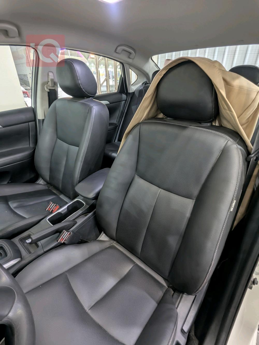 نیسان سێنترا